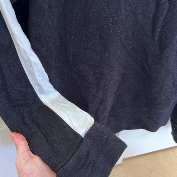 Comfy sweatshirt - Picture 2 of 7